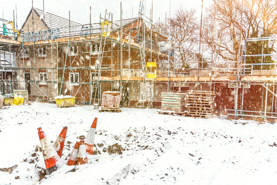 managing your construction workforce in bad weather