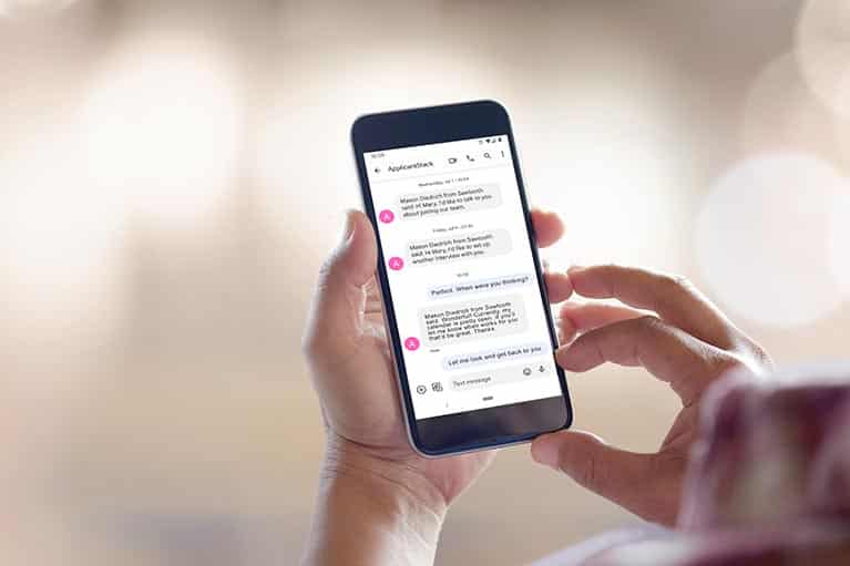 Texting-to-hire-prospect